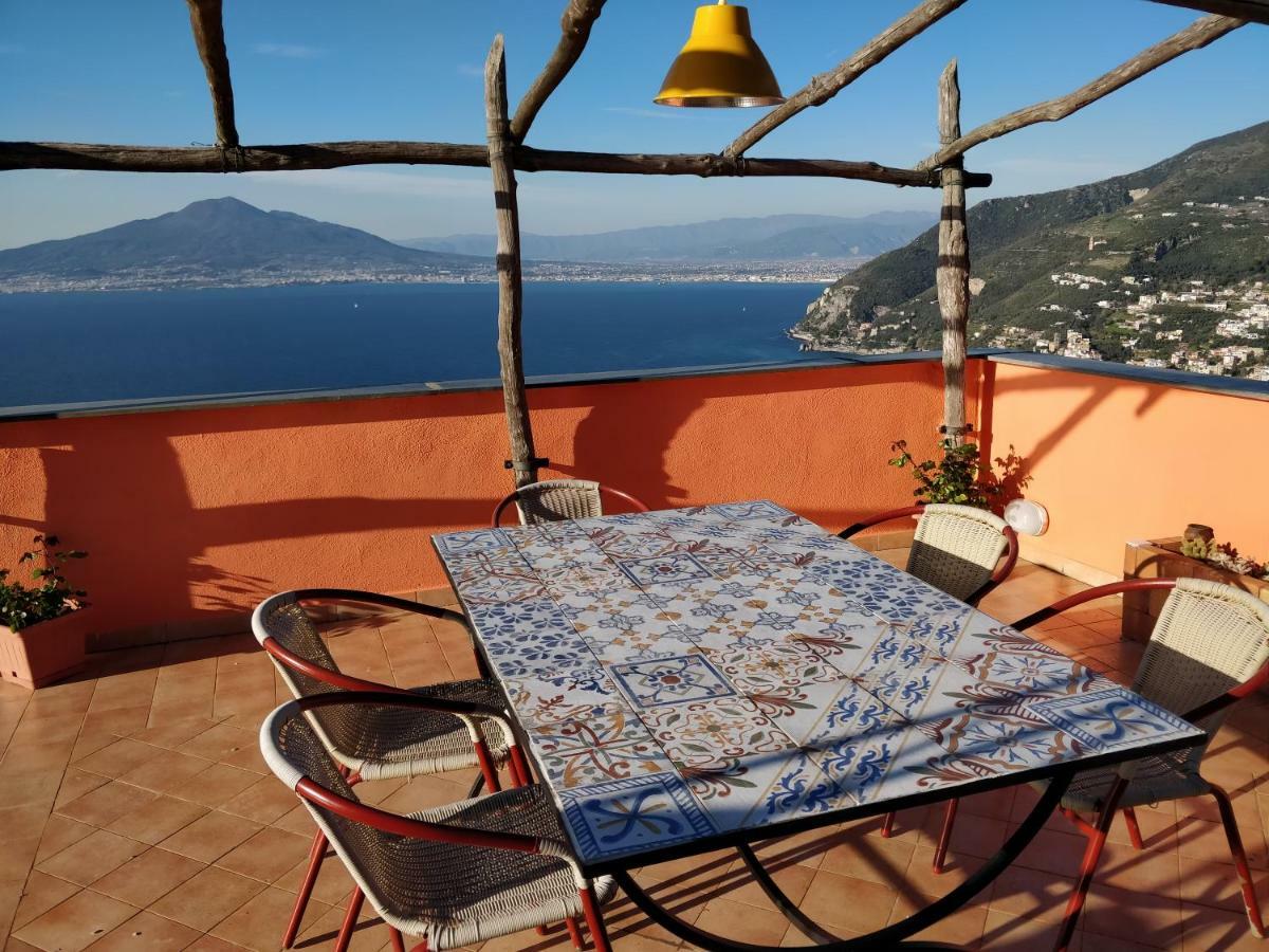 Giardino 21 Marzo Alojamento de Acomodação e Pequeno-almoço Vico Equense